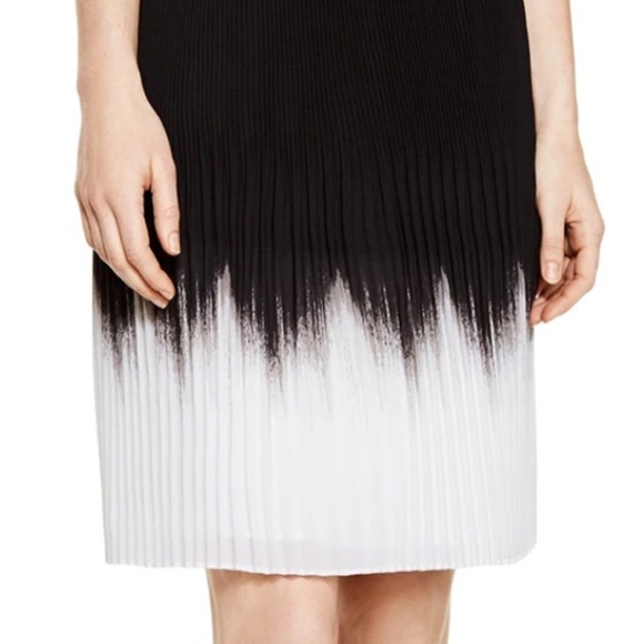 WHBM Chiffon Skirt Black and White Ombre Frilly Accordion Pleating Colour Block - Picture 7 of 14